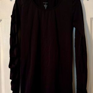 VENUS Elegant Black Long Sleeve Tee